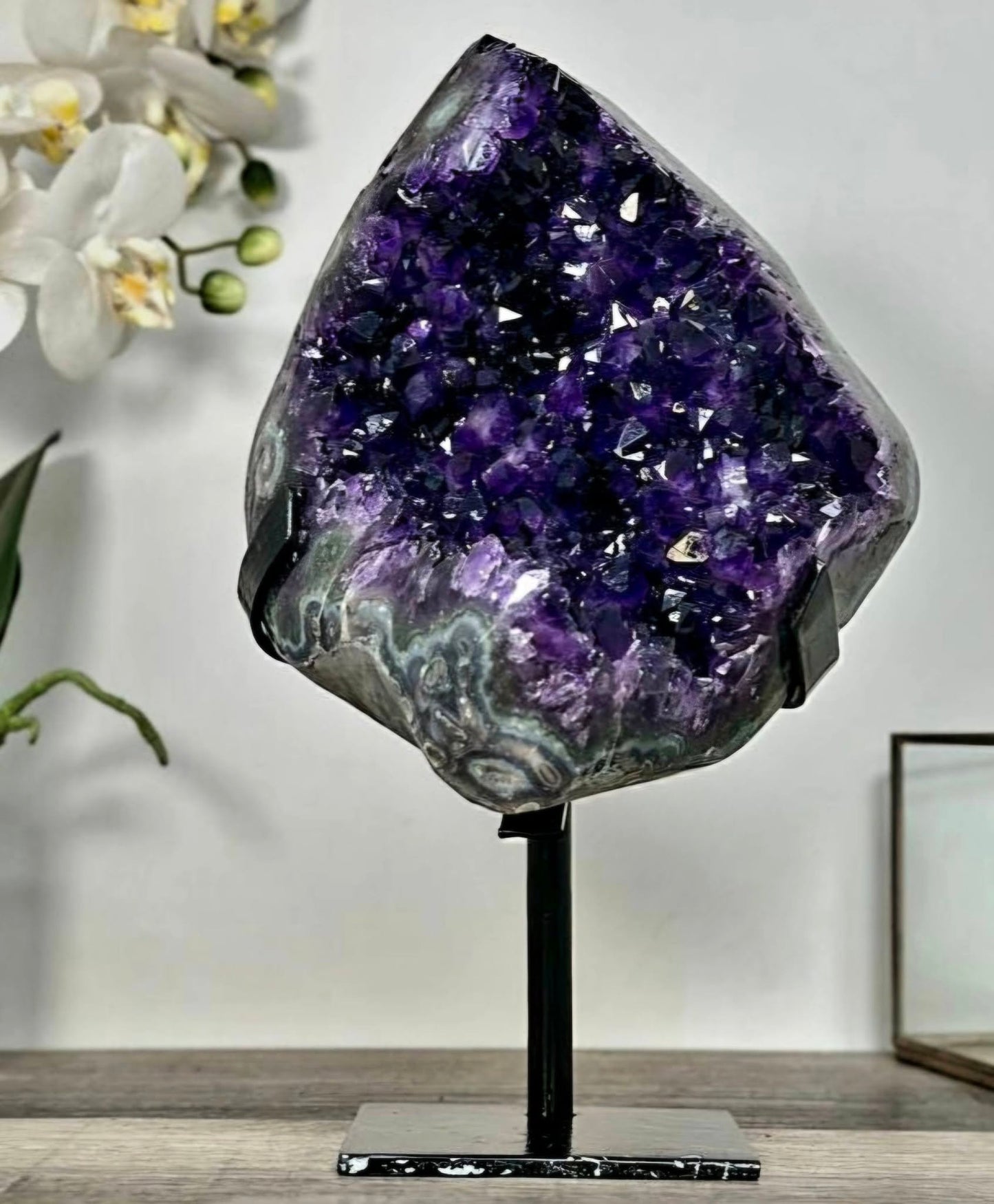 Amethyst Crystal Cluster Geode with Deep Purple Crystals - MWS2651, 29x17x15cm, 4.9kg