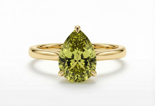 Vakker og Mareshia "Solitaire" enstens 9x7mm Peridot Ring, Gold Vermeil ( 925s Silver )