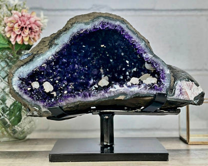 Massive Top Grade Natural Amethyst Geode from Uruguay - MWS2995, 21kg - 32x41x26cm