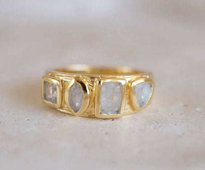 Håndlaget, Designring " LOLI " med Moonstone 18K Gold Electroplated