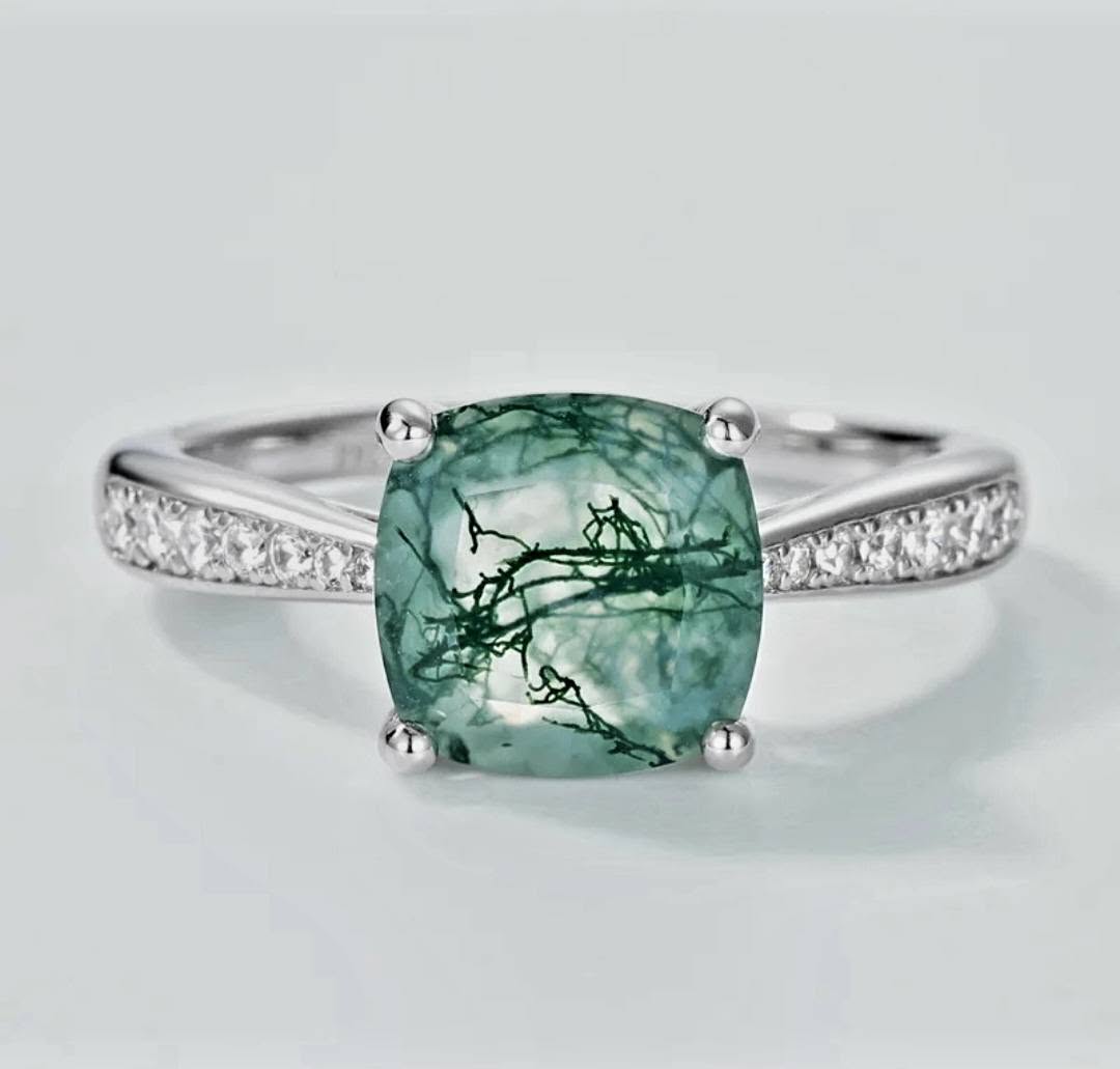 Retro / Vintage 8x8mm natural MOSS AGATE CZ Solitaire Ring, 925s Silver, size ( 49, 52, 54 )