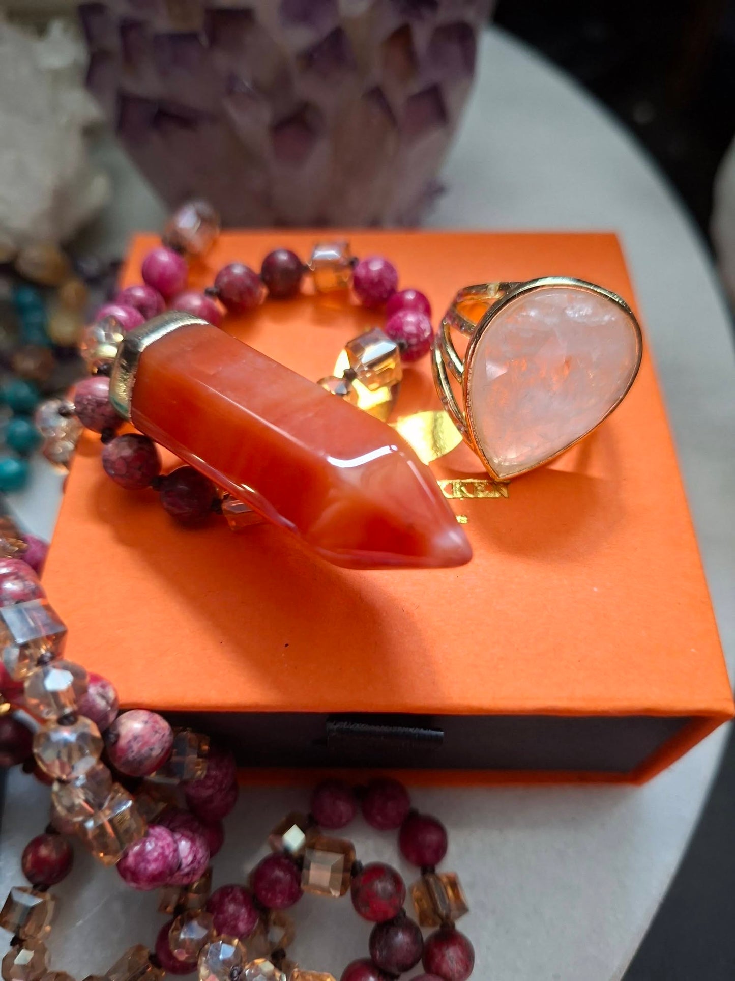 SUMMERDEAL LANGT AGAT MALAKJEDE + TEARDROP RING