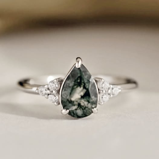Ny & Trendy 925s Silver Art Deco Vintage Ring - med Tear Drop 10x6mm Green Moss Agate Quartz sten og Zirkoner