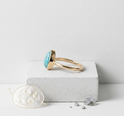 New Mareshia "Solitaire" enstens 8x6mm natural Turquiose Stone Ring, Gold Vermeil ( 925s Silver )