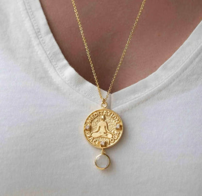 MARESHIA " Meditation " Designkjede Medallion m/ Moonstone, 18K Goldplated on Silver