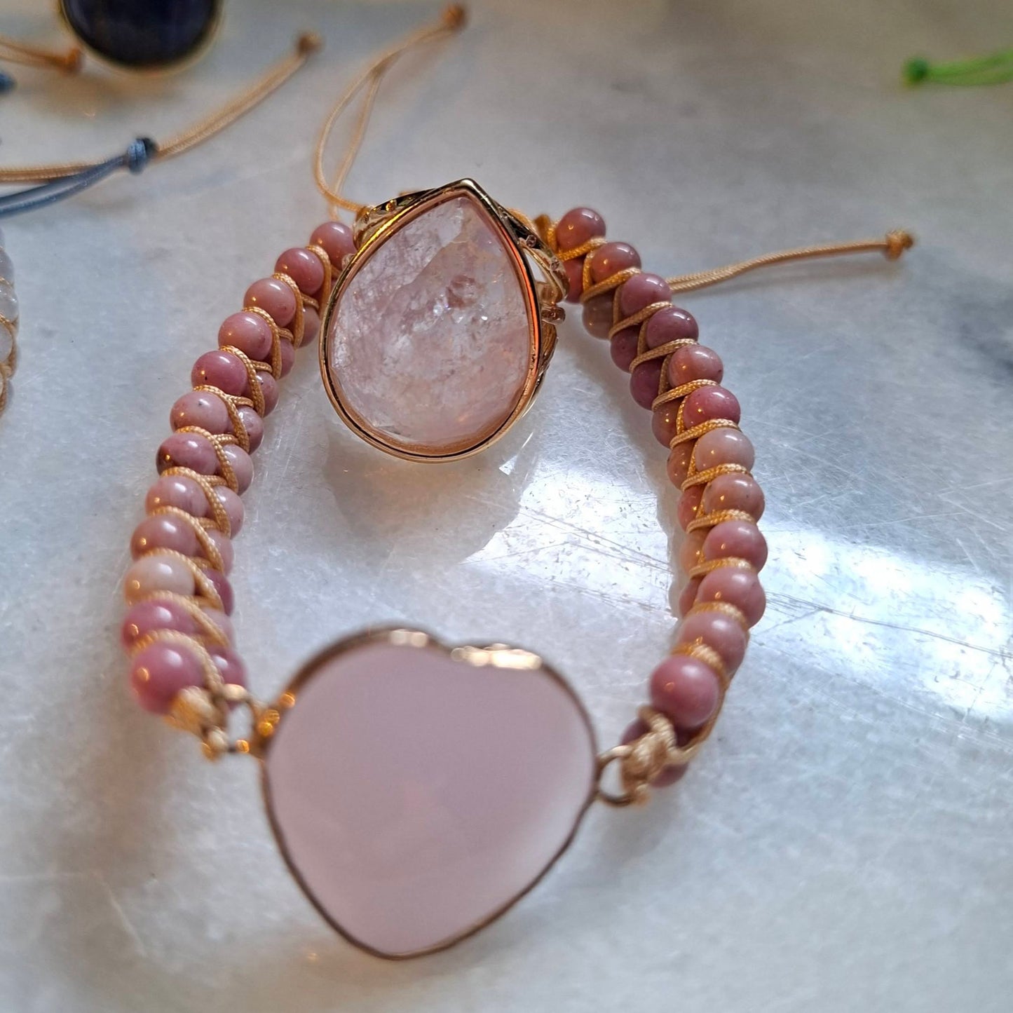 NEW SUMMERDEAL ( Enkle Chambhala Armbånd + Design Ring m/sten )