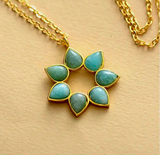 Nytt, vakkert natural stone Amazonite Designkjede i LOTUS FLOWER Design, Gold Electroplated