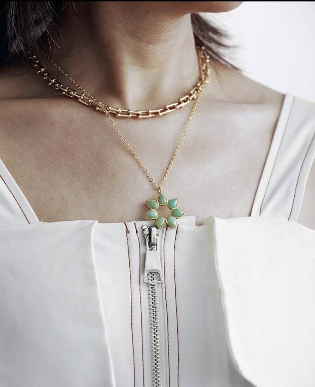 Nytt, vakkert natural stone Amazonite Designkjede i LOTUS FLOWER Design, Gold Electroplated