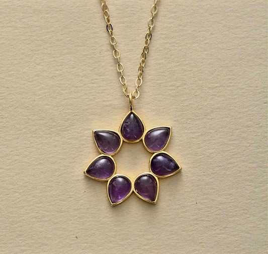 Nytt, vakkert natural stone Ametyst Designkjede i LOTUS FLOWER Design, Gold Electroplated