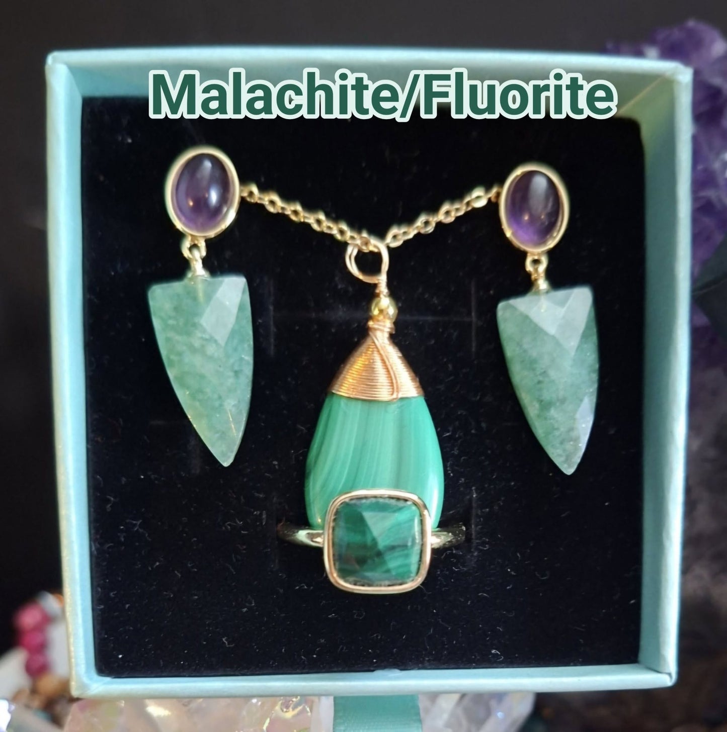 Summersale / Malachite / Green Quartz Smykkesett ( Kjede, Ring, Øredobber )