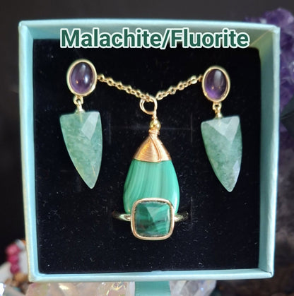 Summersale / Malachite / Green Quartz Smykkesett ( Kjede, Ring, Øredobber )