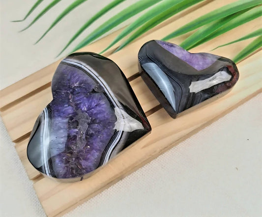 Supervakre Purple SARDONYX Hearts, Medium Size 45 - 50mm