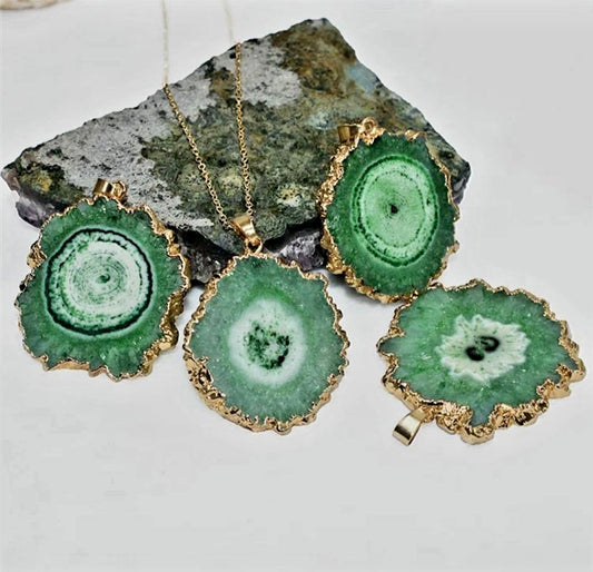Fashion natural Green Solar Quartz Necklace , Gold Electroplated