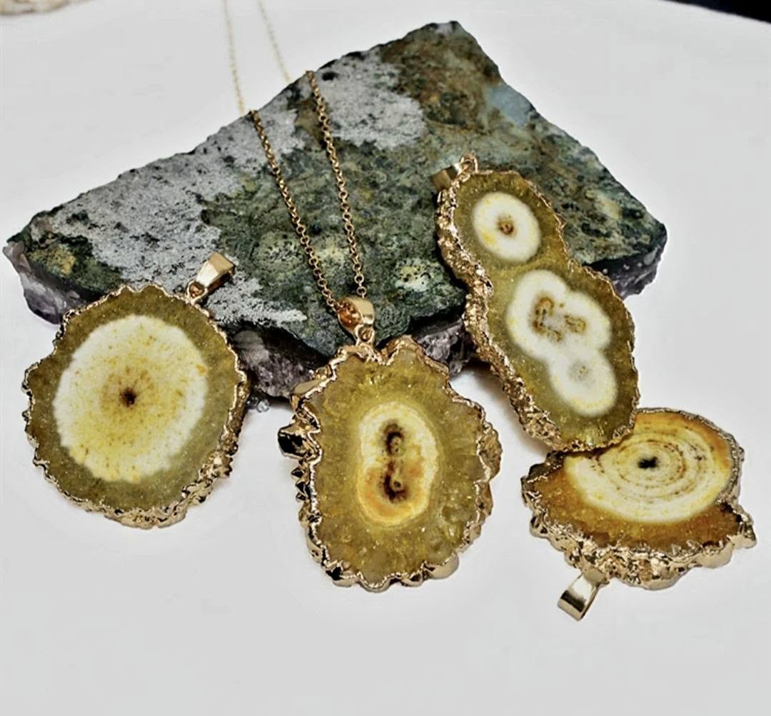 Fashion natural Yellow Solar Quartz Necklace , Gold Electroplated