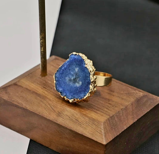 New Blue AGATE Solar Quartz Fashion Ring, Justerbar - Gold Electroplated