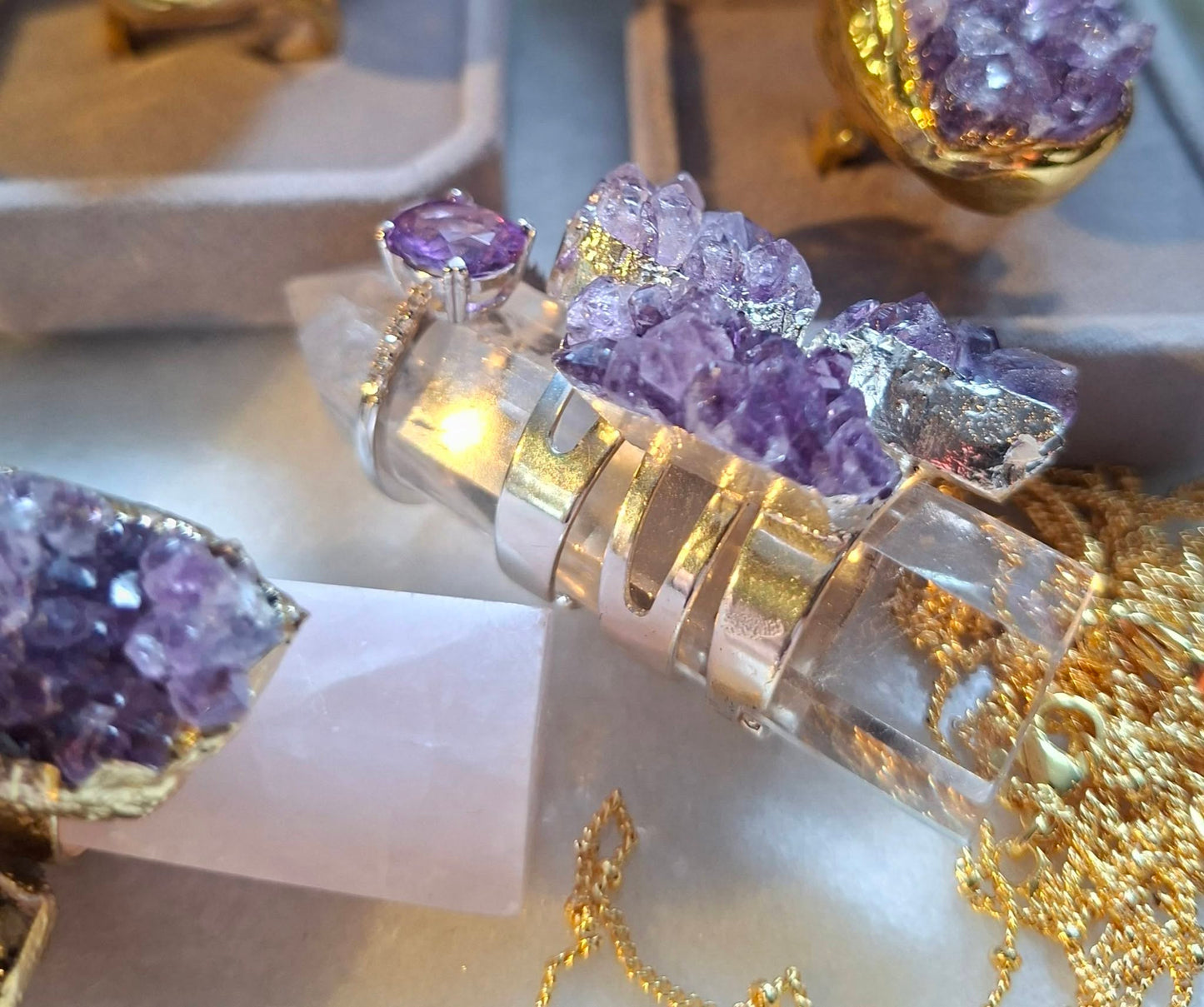 Flott Ametyst RÅkrystall Silver Electroplated Ring, Justerbar