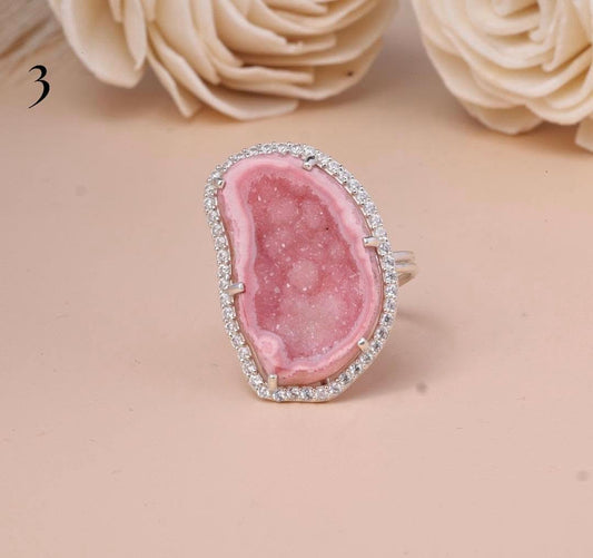Unike og vakre AGATE Geode Druzy Ring | Sterling Silver, CZ Halo, Adjustable, Geode Size - 29x18mm