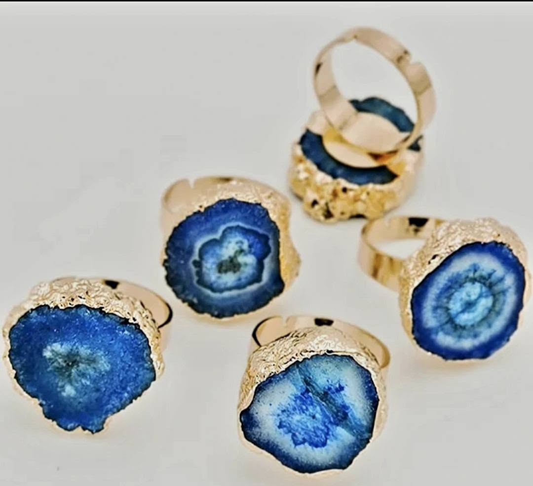 New Blue AGATE Solar Quartz Fashion Ring, Justerbar - Gold Electroplated