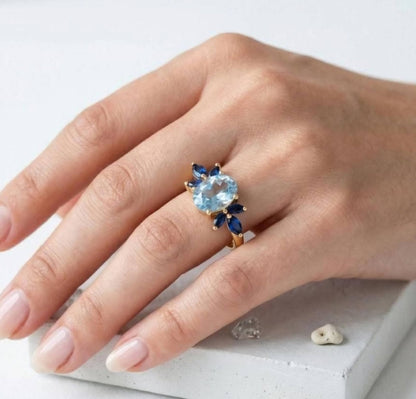 Ny og vakker Art Deco ( 14k Gold over Sterling Silver) Marquise Sapphire Cluster Ring with Oval Light Blue TOPAZ ( Lab Created )