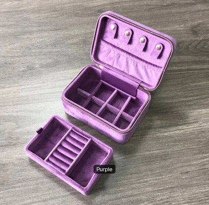 FREE BONUSPAKKE 2 v/ *Kjøp Kr. 1200,- etter rabatt - JEWELRY VELVET BOX, 15x10x7cm