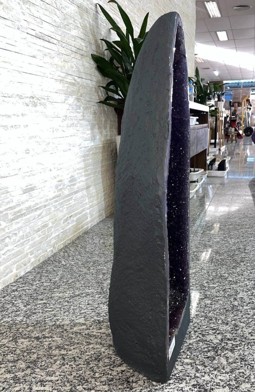 Månedens Utvalget / AMETYST GEODE - Inntil 40% OFF + Fri Frakt - 78x25cm - 28Kg mined in Brazil