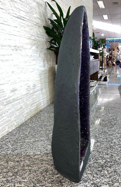 Månedens Utvalget / AMETYST GEODE - Inntil 40% OFF + Fri Frakt - 78x25cm - 28Kg mined in Brazil