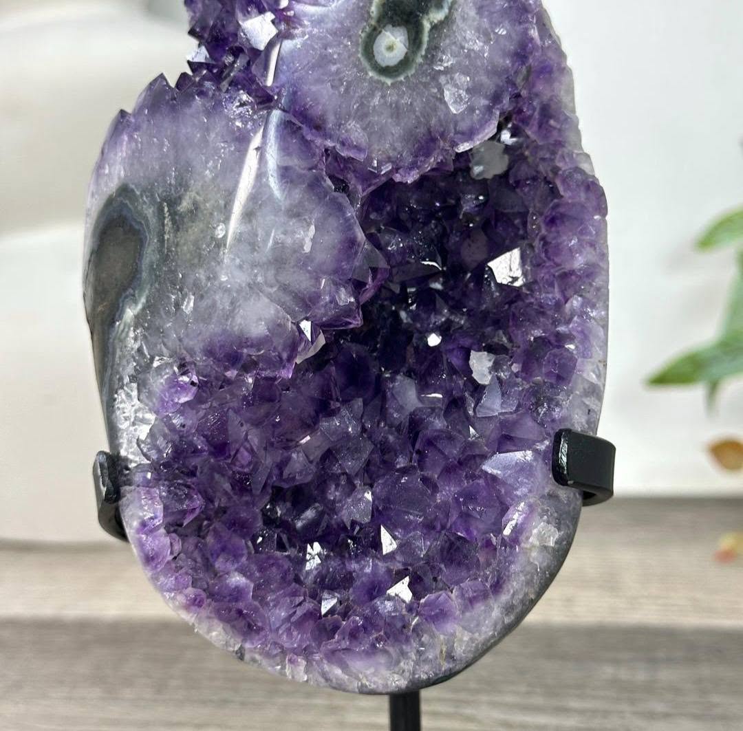 Uruguay Amethyst Crystal Stone with Stalactite Eyes Fomations - MWS3271, 18.5x9.5cm