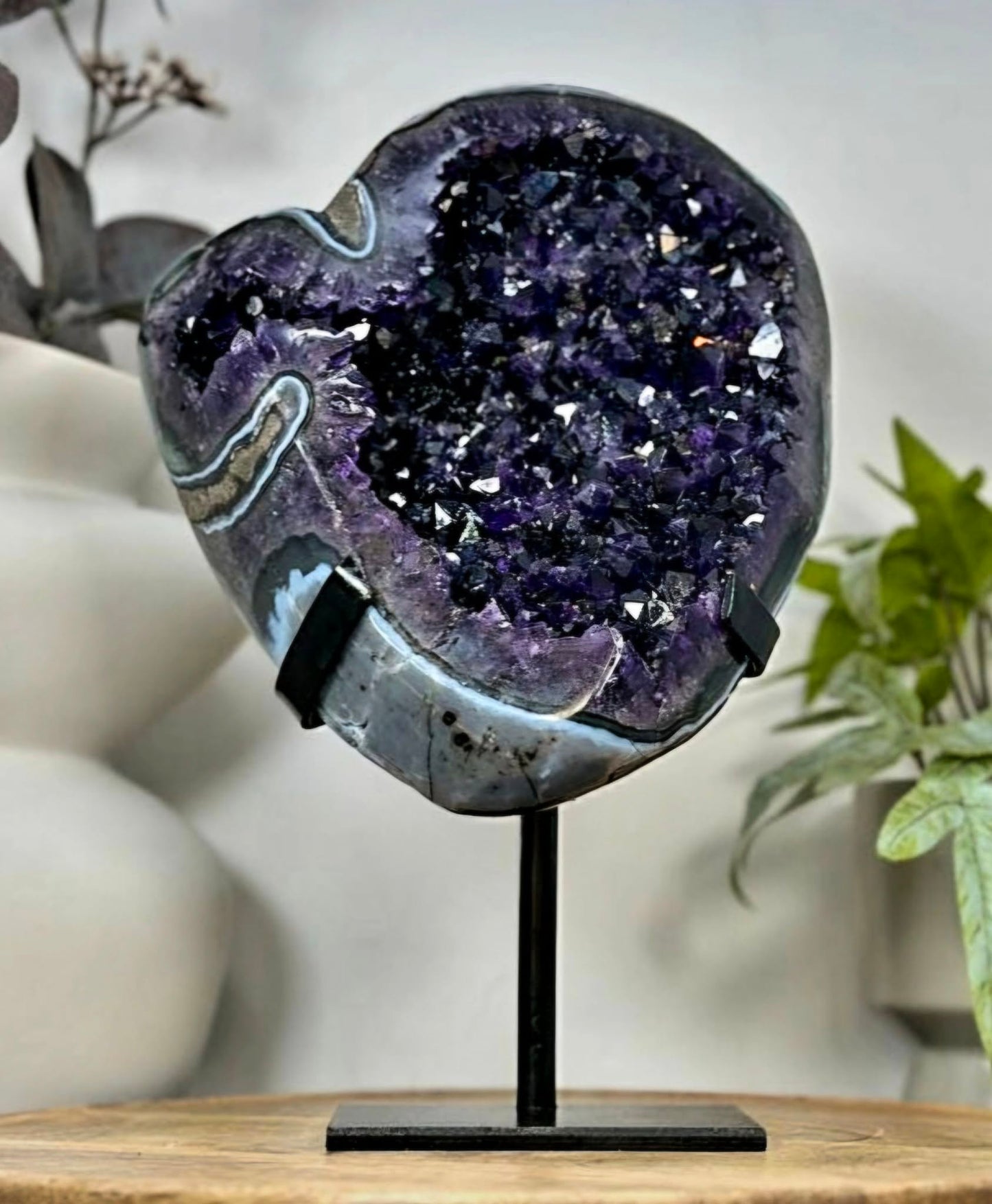 Natural Top Quality Amethyst Geode with Blue Abate Shell - MWS3073, 26.5x17.5cm - 2.33kg