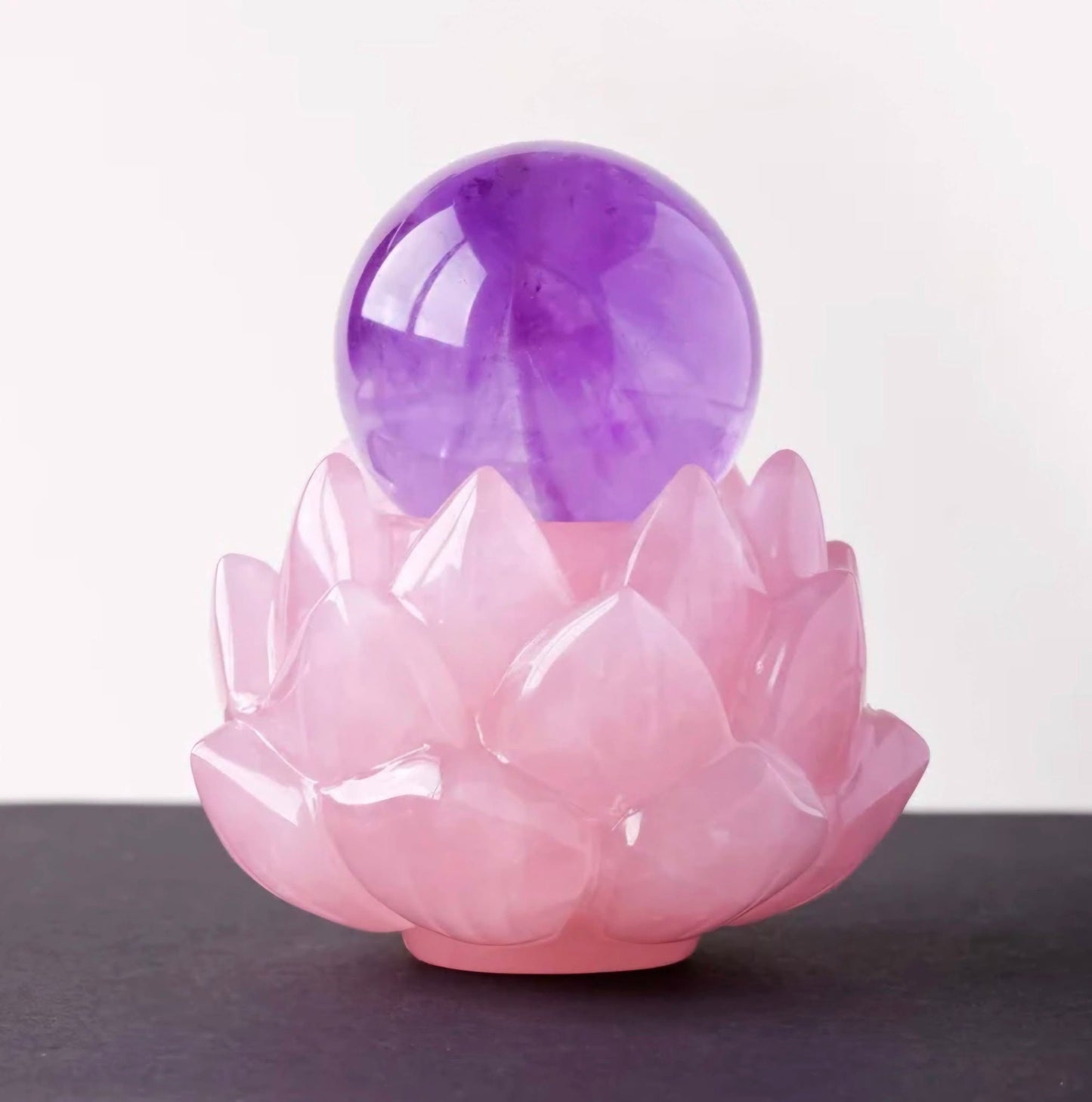 Vakker, håndlaget Lotus Blomst i Rose Quartz * Base for Spheres - Krystallkuler ( 40/50mm ) - Large Size, 7.5cm