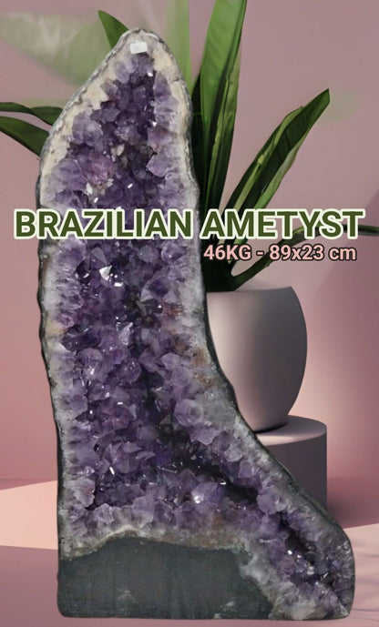 Månedens Utvalget / AMETYST GEODE - Inntil 40% OFF + Fri Frakt - 89x23cm - 46Kg mined in Brazil