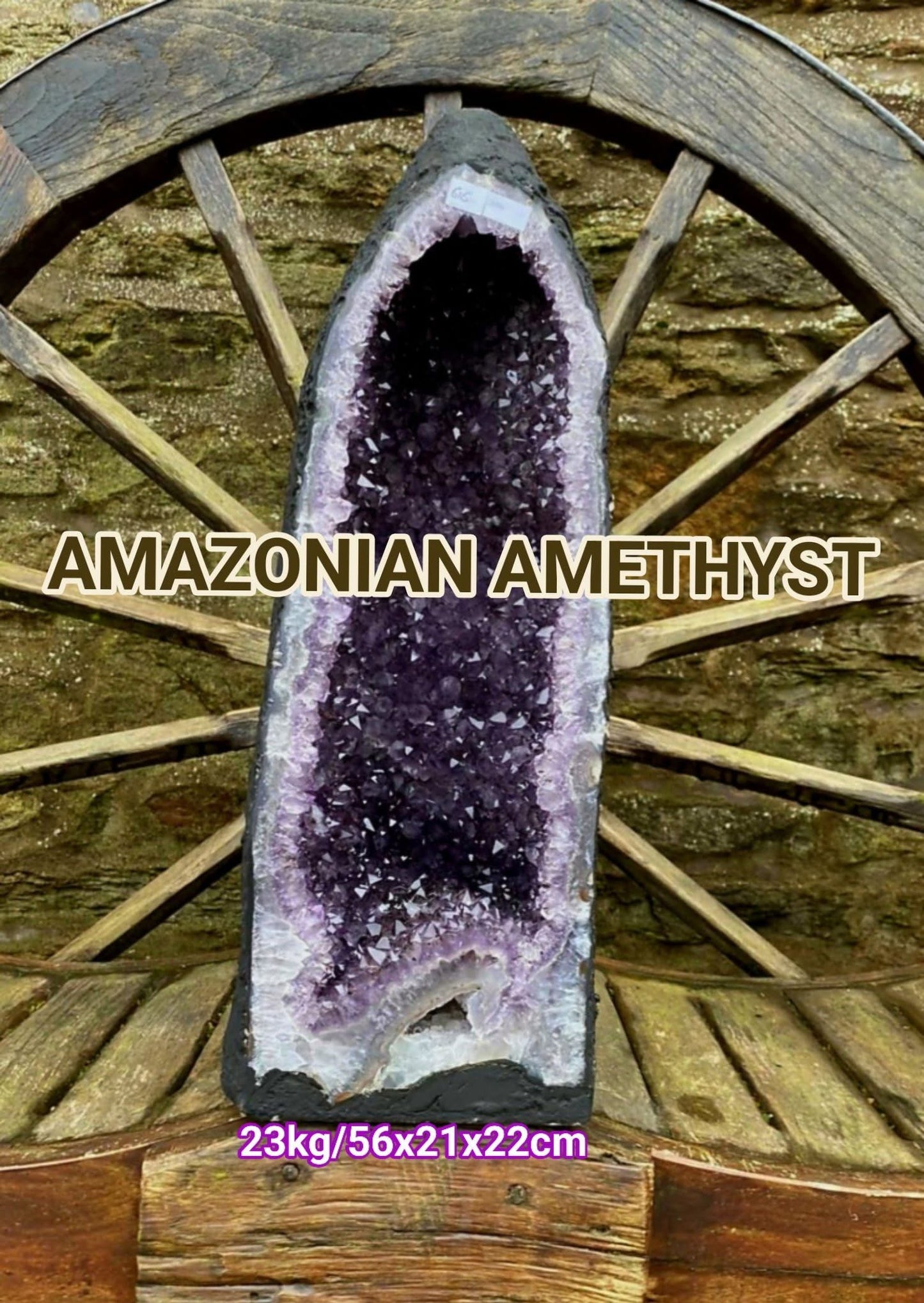 MÅNEDENS UTVALGTE / AMAZONIAN PREMIUM QUEEN AMETYST GEODE - Inntil 40% OFF + Fri Frakt - Mined in Brazil, 23kg - 56x21x22cm