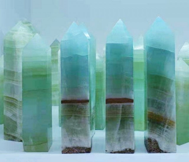 Supervakre Carribean Sky Blue Calcite TÅrnkrystaller, ca. 12-15cm , 300-400gram