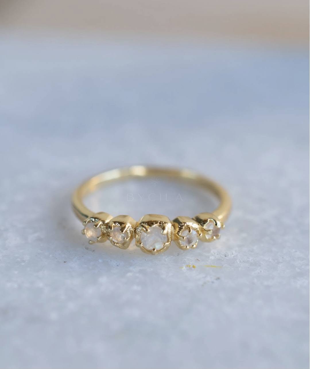 Cila model " Livy " - håndlaget, Designring med Moonstone, 18K Gold Electroplated