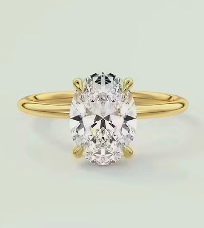 Vakker Mareshia "Solitaire" enstens 11x9mm Simulated Diamond CZ Ring, Goldplated ( 925s Silver )