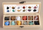 12 Pcs Stone Chakra Råkrystall sett i treeske