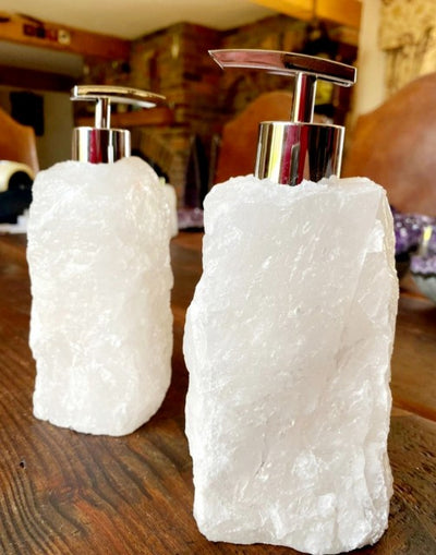 Nye, eksklusive - handcarved XL White Raw Quartz SÅpedispenser for bad og kjøkken, 18x10cm - 1.6kg
