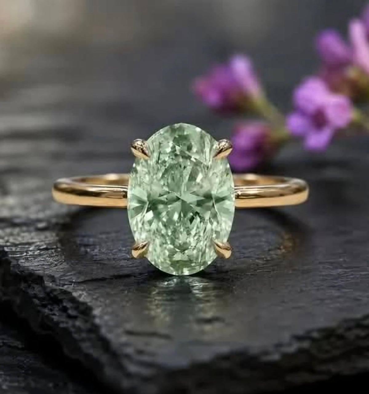 New Mareshia "Solitaire" enstens 11x9mm Mint Green Ametyst (Prasiolite) Ring, Goldplated ( 925s Silver )
