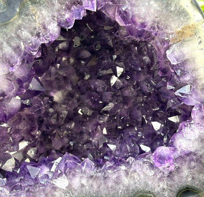 XL Natural Artiga Uruguay Amethyst Geode with Agate Shell, STGE0054, 8kg - 26x20x15cm
