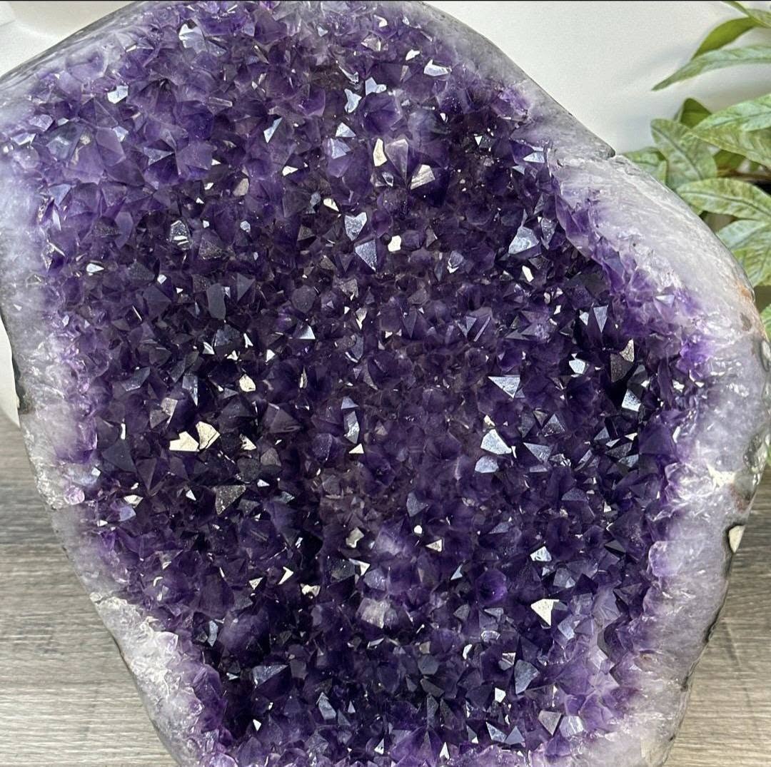 Large Natural Self Standing Artiga Amethyst Geode from Uruguay - STGE0088, 6kg - 24.5 x 25.5 x 17cm
