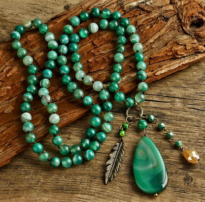 NEW LONG BOHEMIAN GREEN AGATE MALAKJEDE ( 80cm ) w/ Oval Pendant