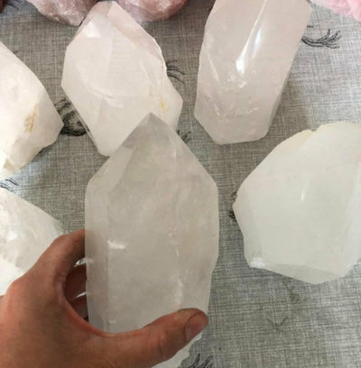 RÅ Point TÅrnkrystaller Hvit Kvarts, XL Large  ca. 1000 gram