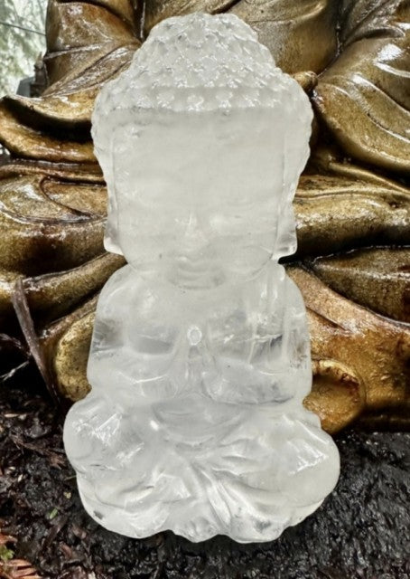 XLARGE CLEAR QUARTZ BUDDHA FIGURE, ca. 25cm - 3.7kg inkl. LED Lysbase ( tre )