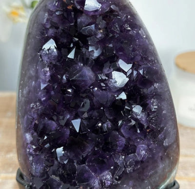 Stunning Natural Deep Purple Amethyst Stone, 1.15kg - MWS1534, 18.5x9cm