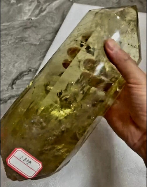 XXL CITRINE Quartz i AA Kvalitet + ca. 2.5 - 3kg - ca. 25cm w/wooden Base