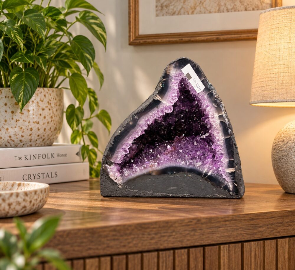 Amethyst Crystal Geode 1029 Premium Queen Grade 9.31kg H22xW25xD16cm