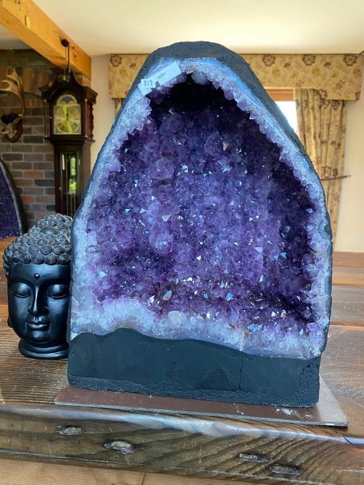 Amethyst Crystal Geode 819 Premium Queen Grade 16kg H36xW26xD18cm
