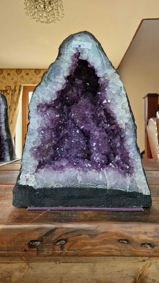 Amethyst Crystal Geode 968 Premium Queen Grade 20.74kg H37xW32xD25cm