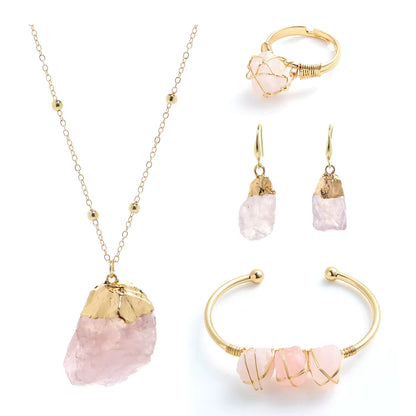 Nye Design Smykkesett ( Kjede, øredobber, ring, armbÅnd  ), Rose Quartz