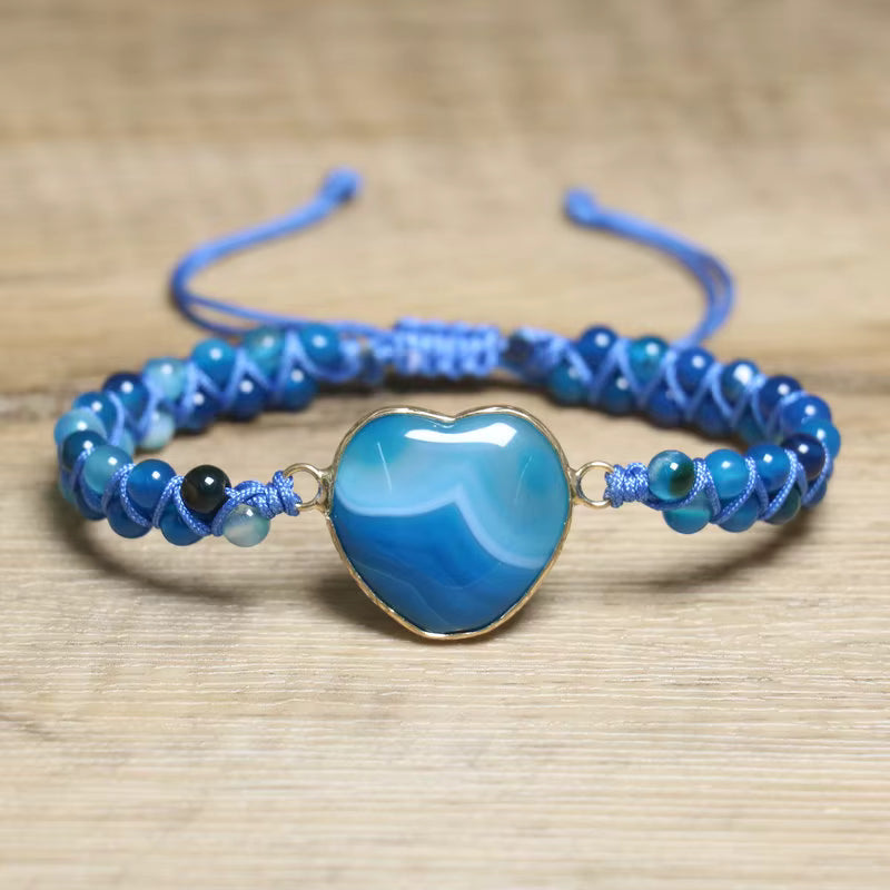 Enkle og vakre Chambhala 2 rader armbÅnd m/ Hjerteformet BlÅ Agate sten og smÅ tilsvarende stener ( justerbart )
