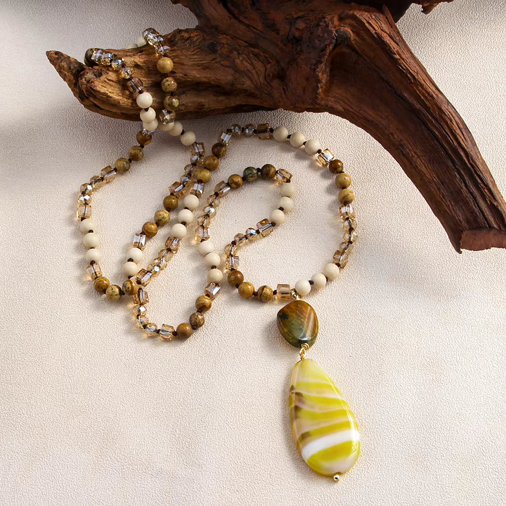 NEW LONG BOHEMIAN AGATE MALAKJEDE ( 80cm ) w/ Oval Pendant